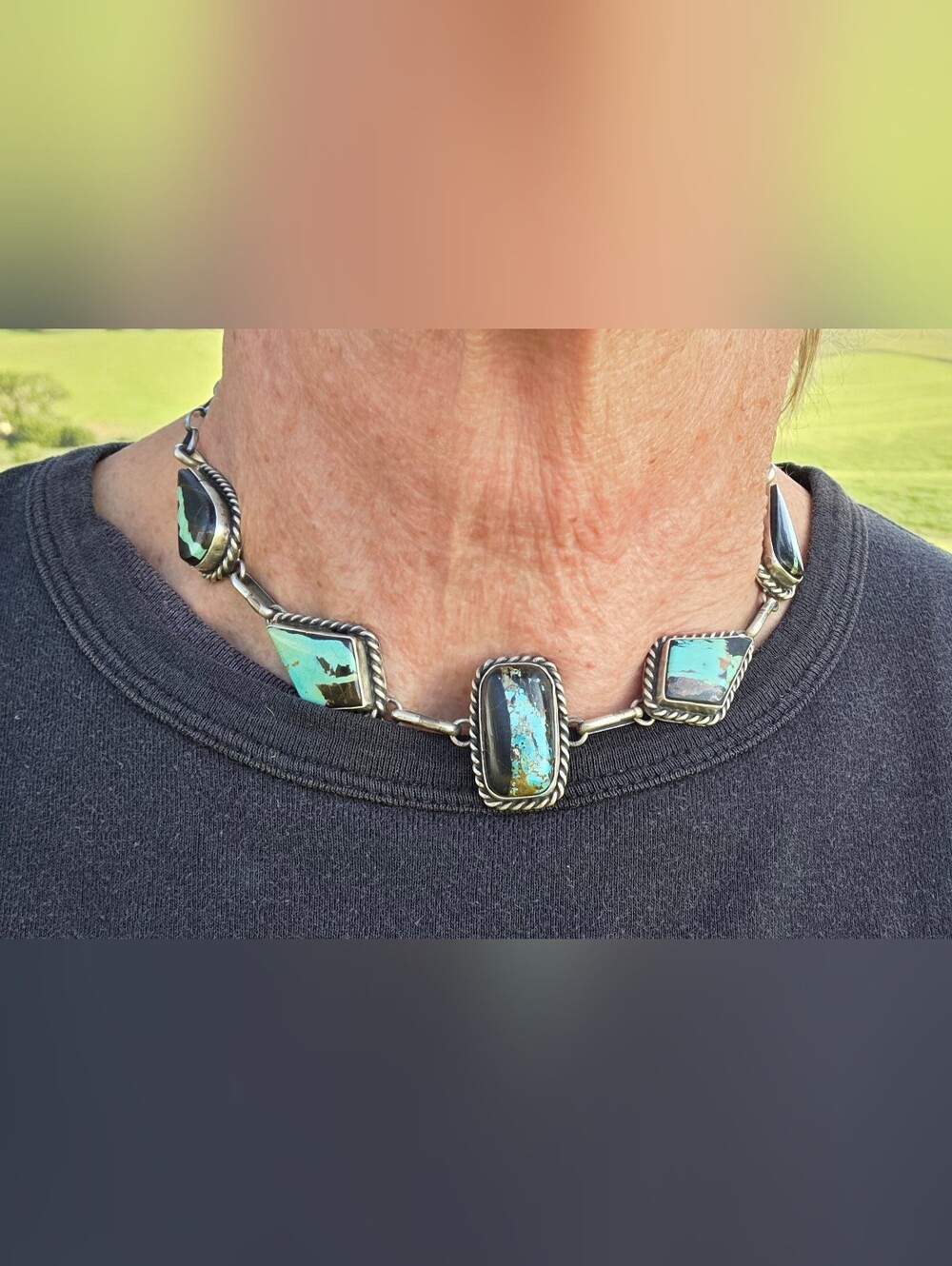 BEAUTIFUL BLACK JACK TURQUOISE STERLING SILVER NAVAJO MADE NECKLACE - Picture 9 of 9